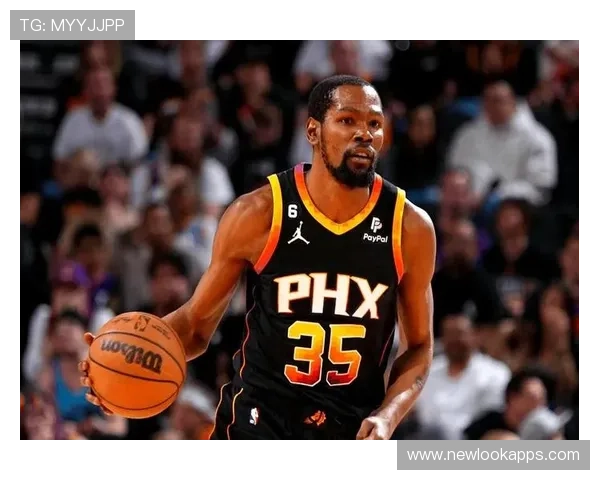 杜兰特谈末节表现强调团队合作与减压的重要性